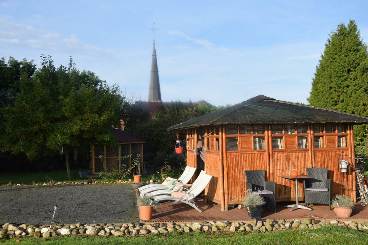 Le Chateau De Frankie Spas-Saunas Grand-Reng Exteriér fotografie
